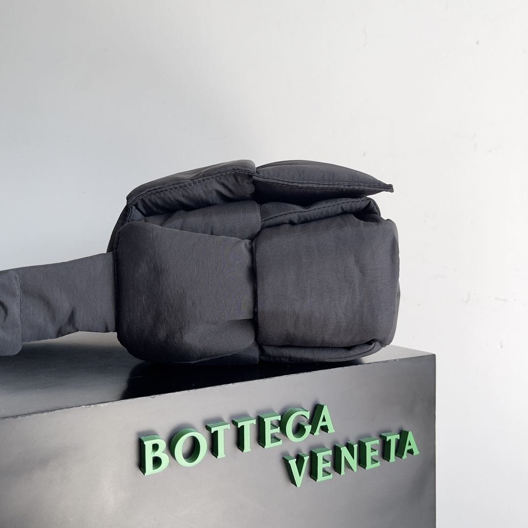 Bottega Veneta Satchel Bags